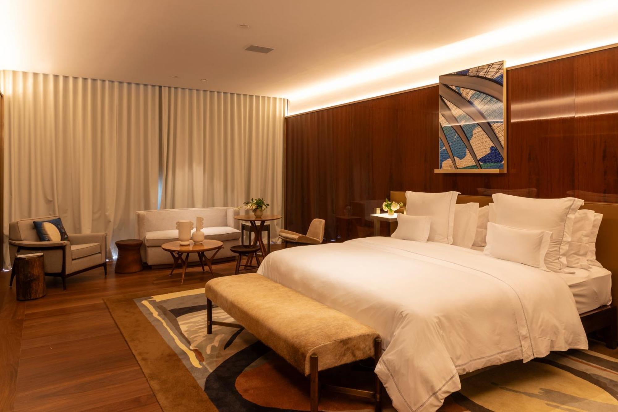 ホテル Rosewood サンパウロ エクステリア 写真 A bedroom at the Four Seasons Hotel