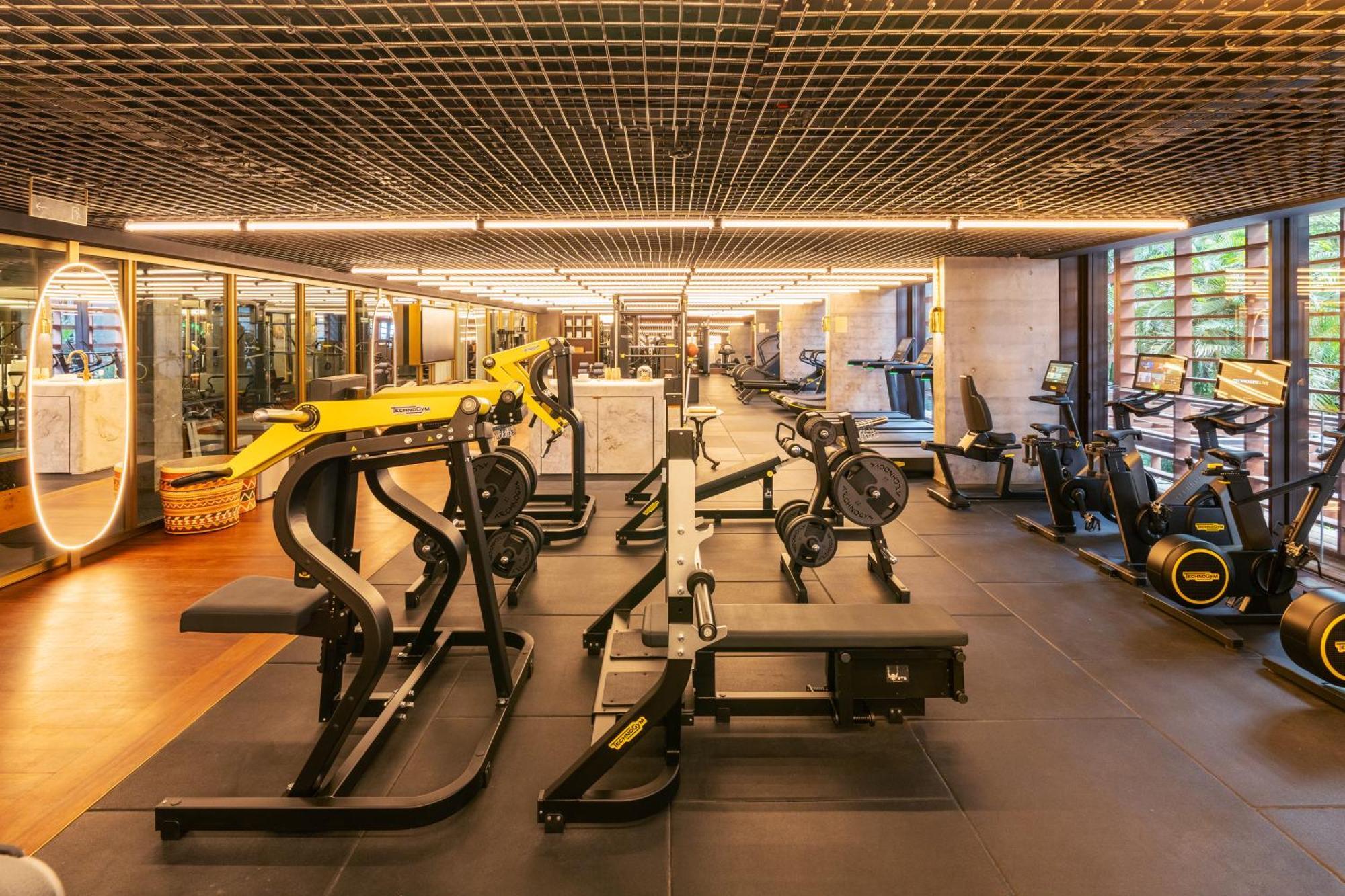 ホテル Rosewood サンパウロ エクステリア 写真 Anytime Fitness in Singapore