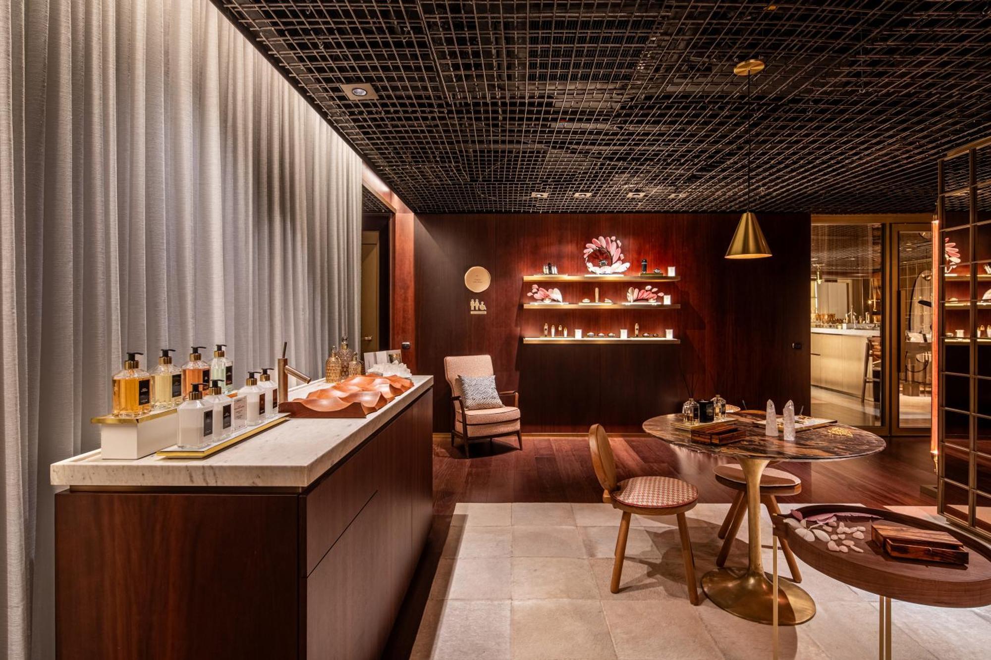 ホテル Rosewood サンパウロ エクステリア 写真 The Fragrance Bar at Harrods