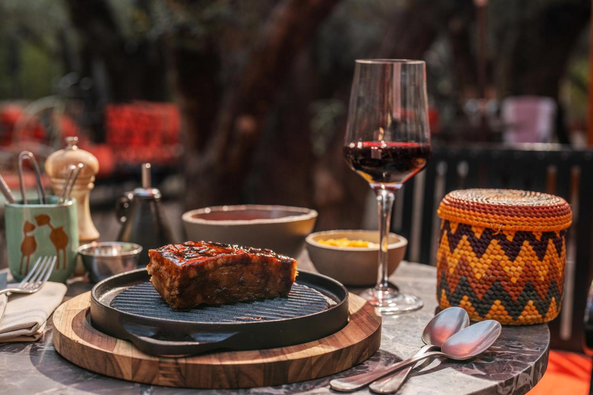 ホテル Rosewood サンパウロ エクステリア 写真 A steak at the restaurant