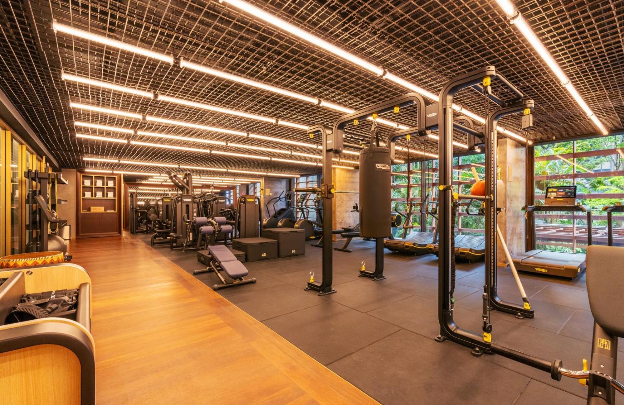ホテル Rosewood サンパウロ エクステリア 写真 The gym at The Park, Hyderabad