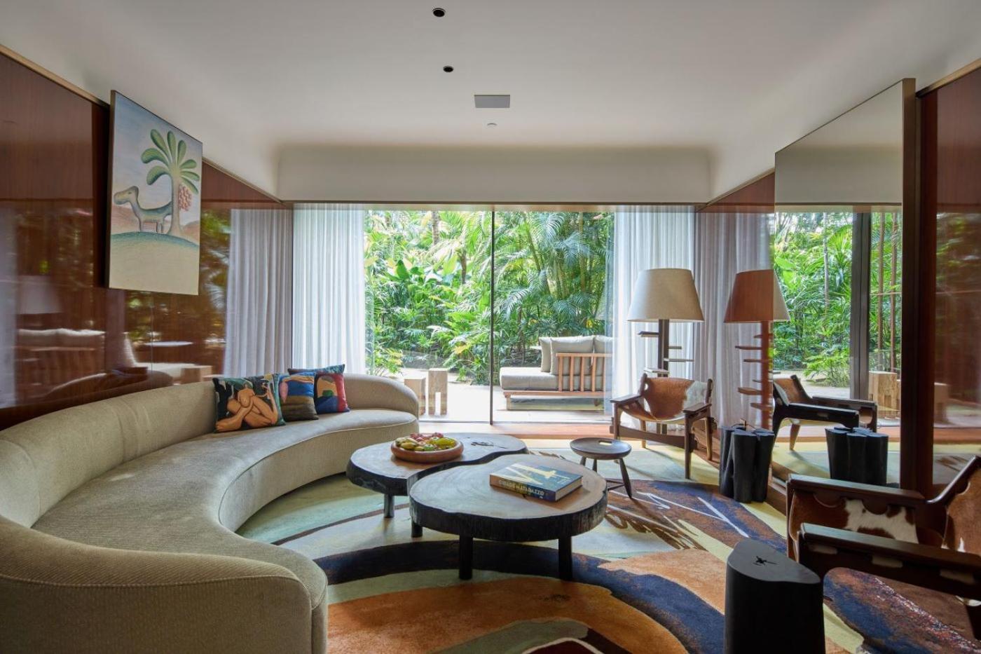 ホテル Rosewood サンパウロ エクステリア 写真 The living room of a villa at The Oberoi, Mumbai